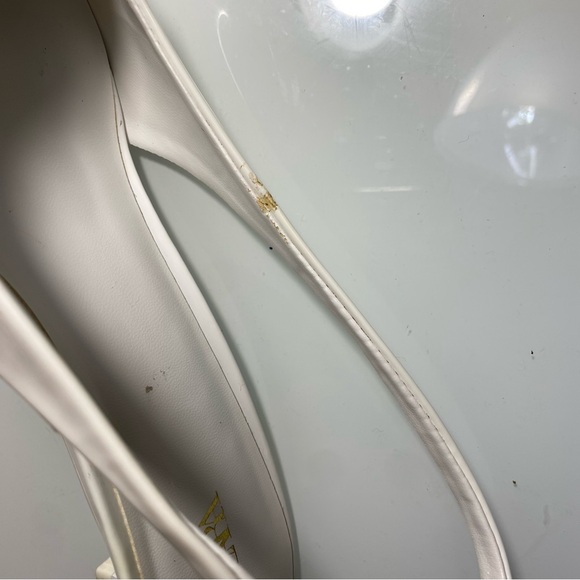 Zara White Slingback low Heels Pointed Toe Faux Patent leather EU40 US9M - Picture 11 of 11